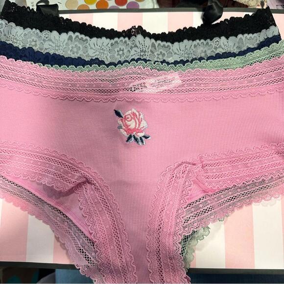 Victoria’s Secret lace waist cheeky Panties Set - Picture 1 of 6